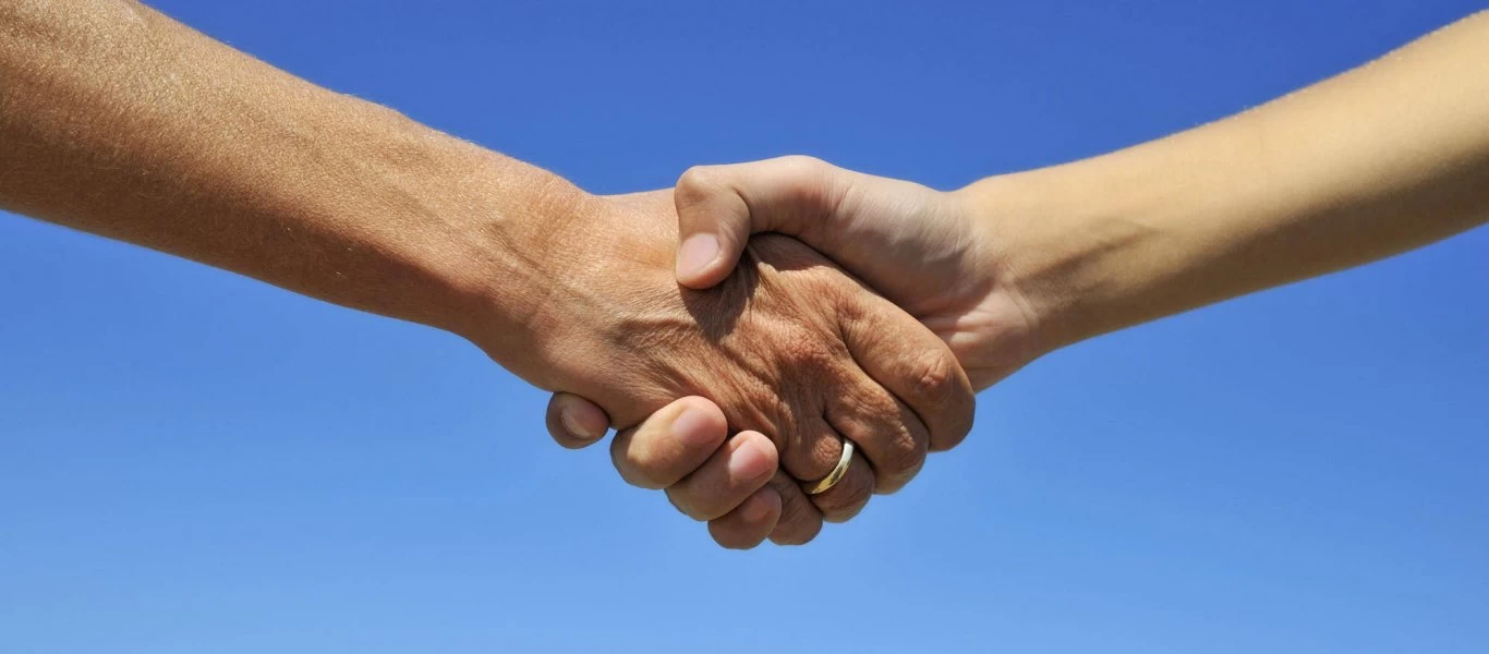 Εσείς τι απαντάτε στο τυπικό «τι κάνεις;» - Δείτε τι λένε οι ειδικοί για το «καλά εσύ;»